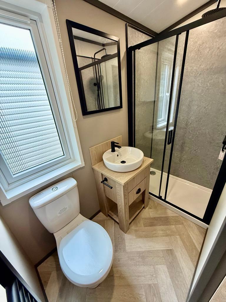 South Coast Seaside 8 Berth Lodge Finance Available CALL TOM [Phone number removed]