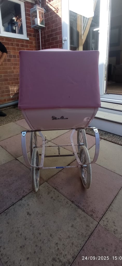 Silver Cross Coach Built Dolls Pram PINK Body And Canopy 