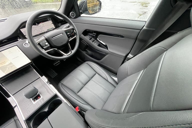 2025 Land Rover Range Rover Evoque 1.5 P270e Dynamic SE 5dr Auto ESTATE PETROL/ELECTRIC Automatic
