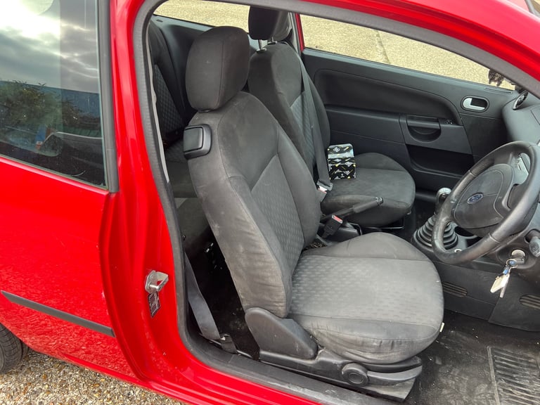 Ford, FIESTA, Hatchback, 2004, Manual, 1388 (cc), 3 doors