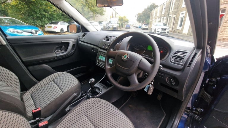 2010 Skoda Fabia 1.6 TDI SE Euro 5 5dr HATCHBACK Diesel Manual