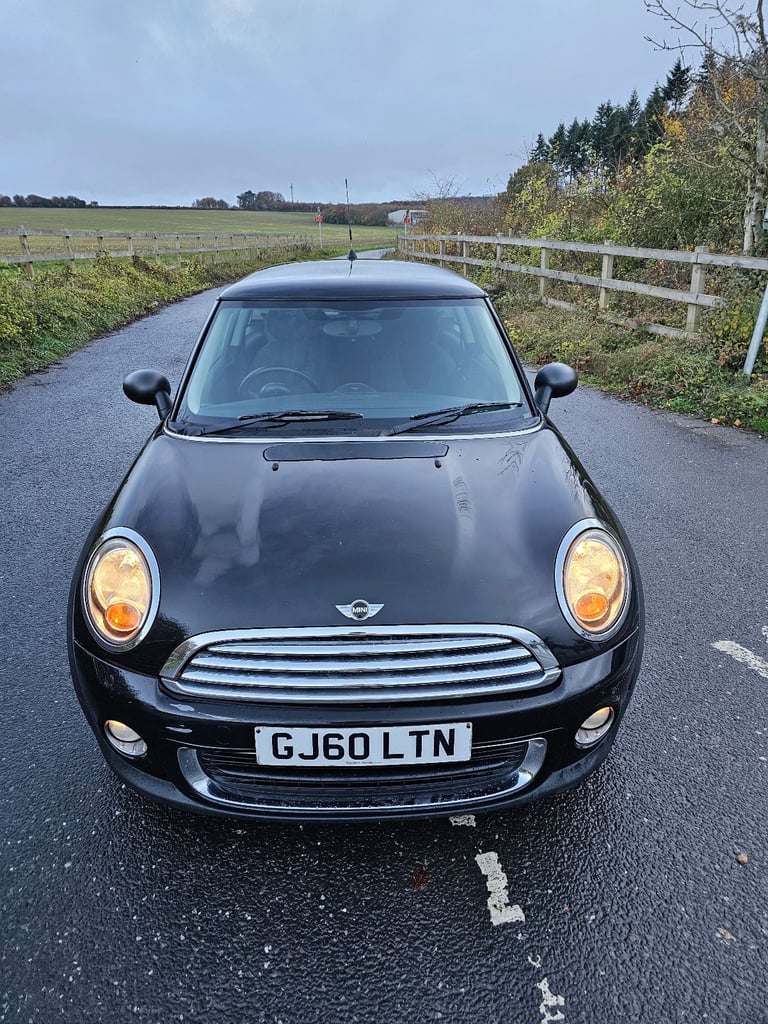 Mini One 1.6 Manual **FRESH MOT GREAT EXAMPLE**