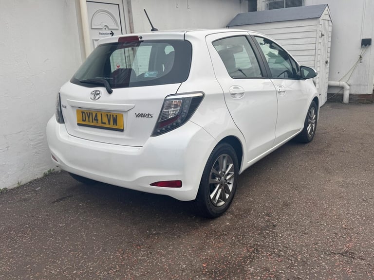 2014 Toyota Yaris 1.0 VVT-i Icon Plus Euro 5 5dr HATCHBACK Petrol Manual