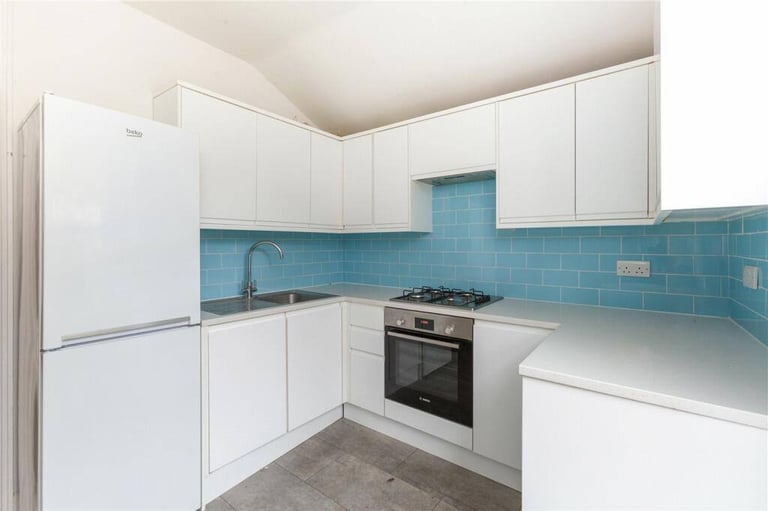 🌟Modern Double Room🌿Just Minutes from Wood Green Station!