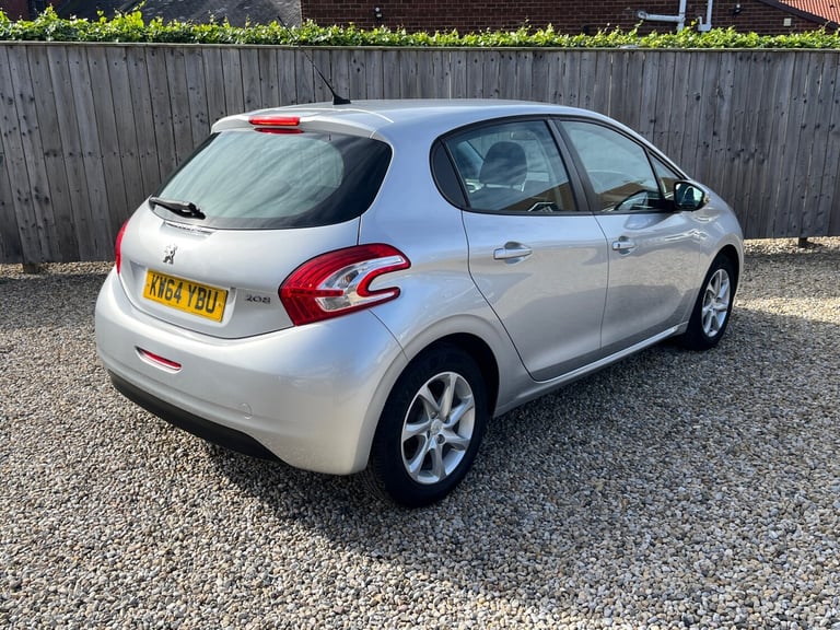 2015 Peugeot 208 1.4HDi Active 5dr **£20 Tax** HATCHBACK Diesel Manual