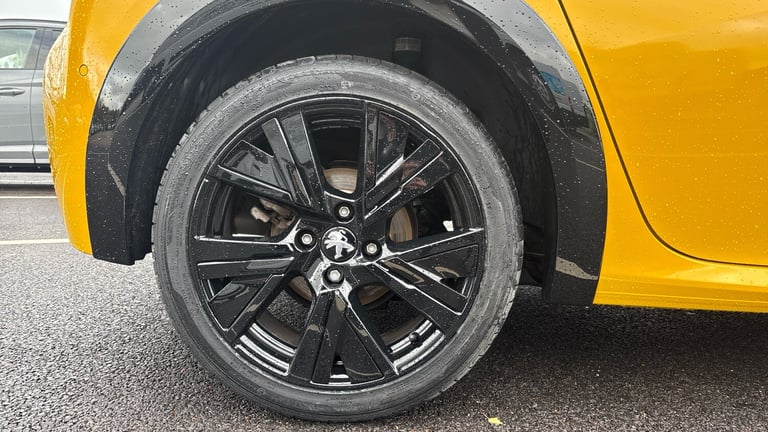 2022 Peugeot 208 1.2 PureTech 130 GT Premium 5dr EAT8 Petrol Hatchback Hatchback Petrol Automatic