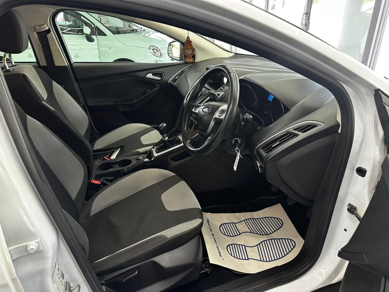 FORD FOCUS 1.6 TDCi Zetec 2014