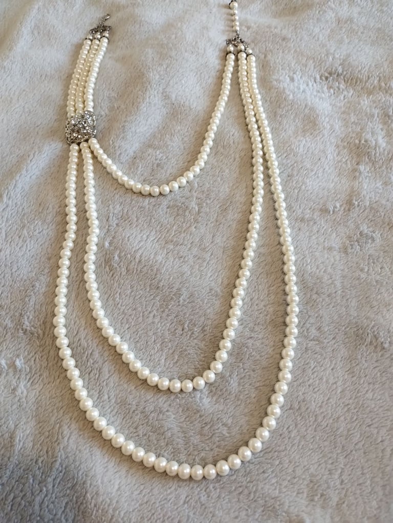 image for Pearl 3 Tier Art Deco Necklace Boxed Brand New Unused