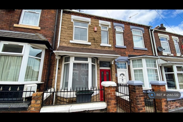 2 bedroom house in Birches Head Road, Stoke-On-Trent, ST1 (2 bed) (#2665722)