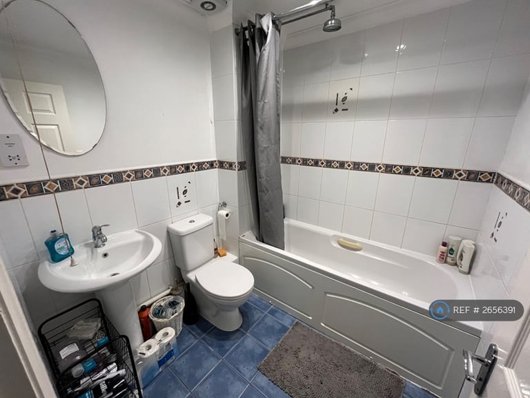 1 bedroom in Coach House Mews, Caversham, Reading, RG4 (#2656391)