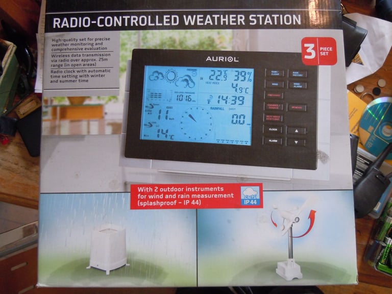 image for Complete Weather Station New Old Stock