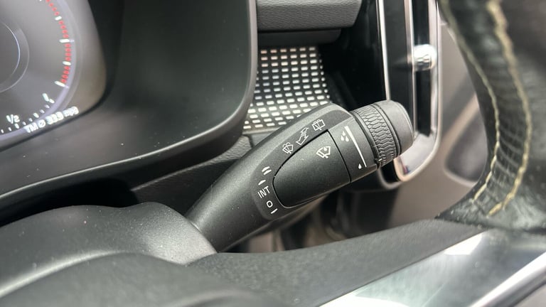 2021 Volvo XC40 1.5 T3 [163] R DESIGN 5dr Geartronic ESTATE PETROL Automatic