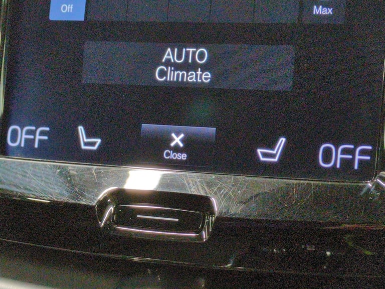 2019 Volvo XC60 2.0 D4 Momentum SUV 5dr Diesel Auto Euro 6 (s/s) (190 ps) - AUTO PARK - LED Suv D...