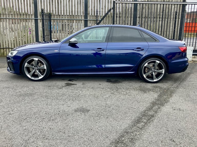 AUDI A4 2.0 TDI 30 Black Edition 2019