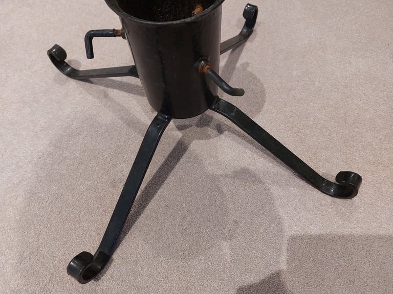 christmas tree stand