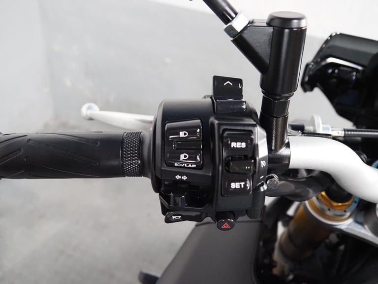 2018 Yamaha MT 10 SP ,rolling road tuned with de-cat rides and sounds amazing 