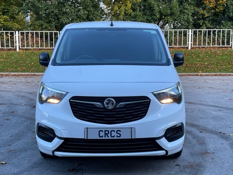 2020 Vauxhall Combo 2300 1.5 Turbo D 100ps H1 Sportive Van PANEL VAN DIESEL Manual