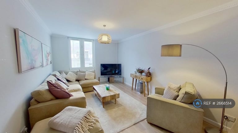 2 bedroom flat in Fettes Row, Edinburgh, EH3 (2 bed) (#2668514)