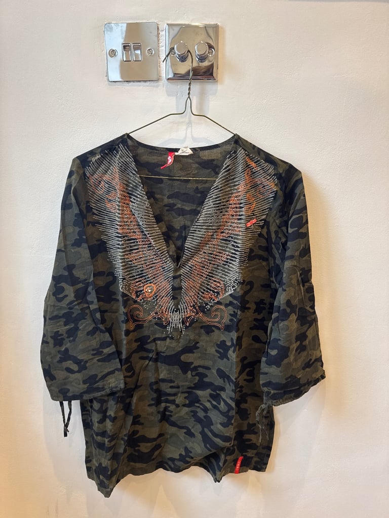 Free clothes size 8