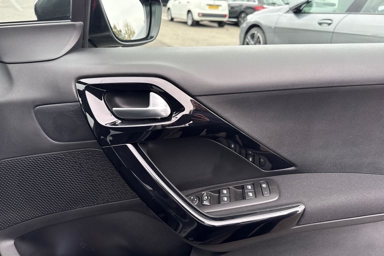 2019 Peugeot 208 1.2 PureTech 82 Tech Edition 5dr [Start Stop] HATCHBACK PETROL Manual