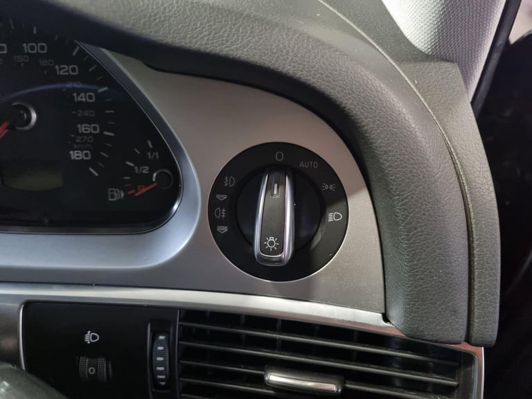 2009 Audi A6 2.7 TDI Quattro SE 5dr Tip Auto ESTATE DIESEL Automatic