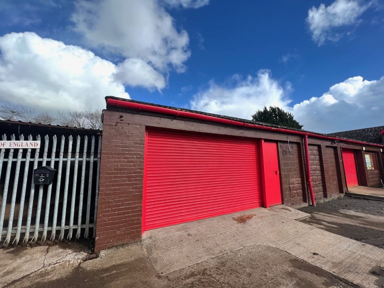 Industrial Unit for Gym, Car Repairs, Storage - Near Oswestry/Shrewsbury. NO DEPOSIT. 