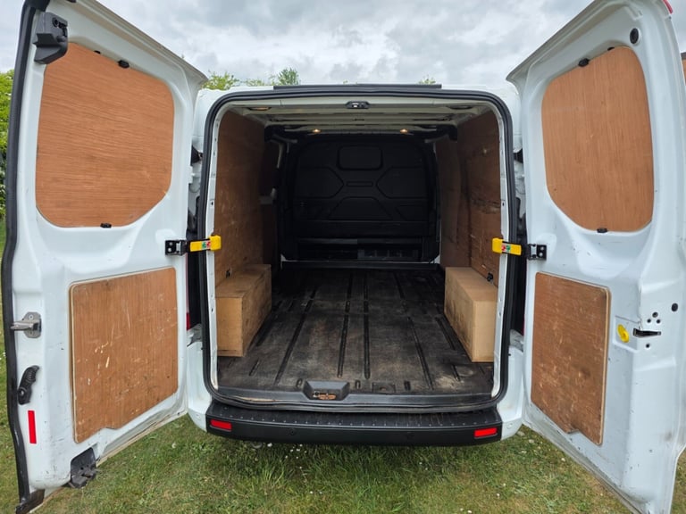2022 Ford Transit Custom 2.0 EcoBlue 130ps L2 Low Roof Trend Van PANEL VAN Diesel Manual