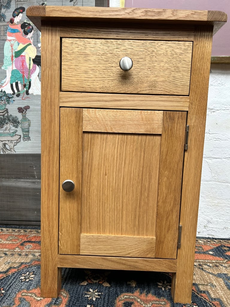 Dunelm Bedise Table in Oak 