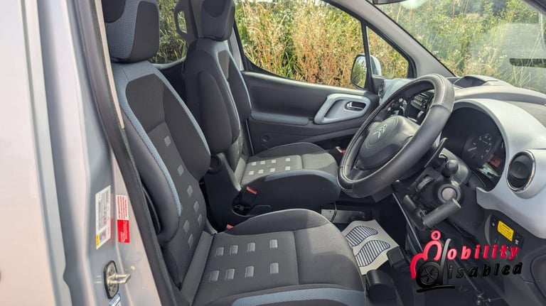 CITROEN BERLINGO 1.6 e-HDi XTR Driver Transfer &amp;/or Up Front Wheelchair Access