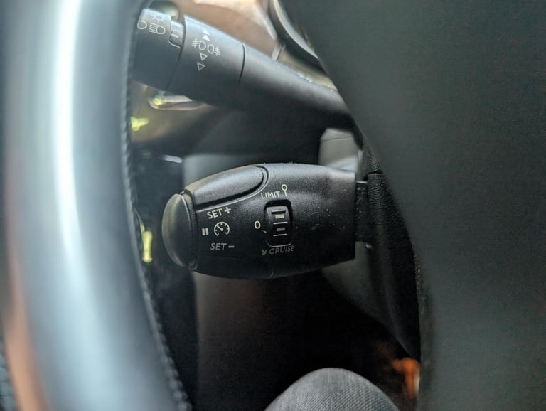 2016 DS Automobiles DS 3 1.6 THP Prestige Hatchback 3dr Petrol Manual Euro 6 (s/s) (165 bhp) Hatc...