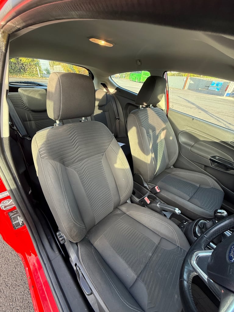 Ford, FIESTA, Hatchback, 2014, Manual, 1241 (cc), 3 doors