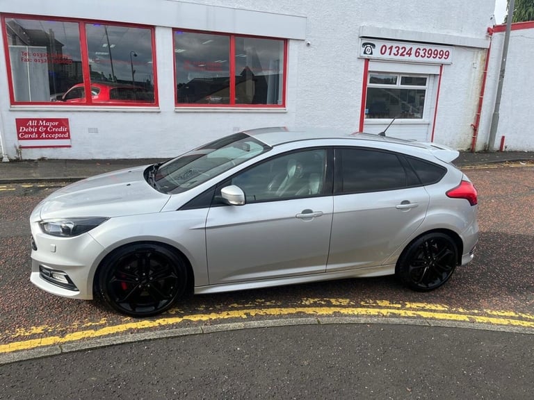 2017 Ford Focus 2.0T EcoBoost ST-3 5dr HATCHBACK PETROL Manual