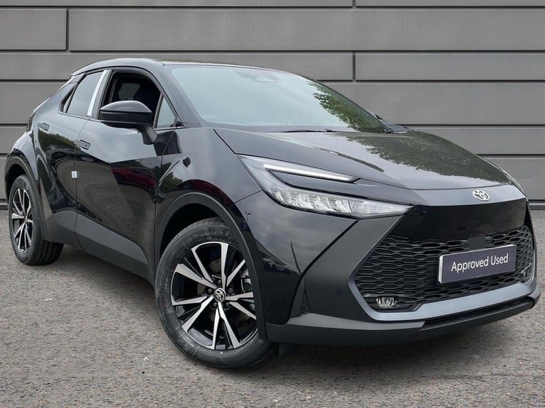 2025 Toyota C-HR 2.0 PHEV Design 5dr CVT SUV Hybrid Automatic