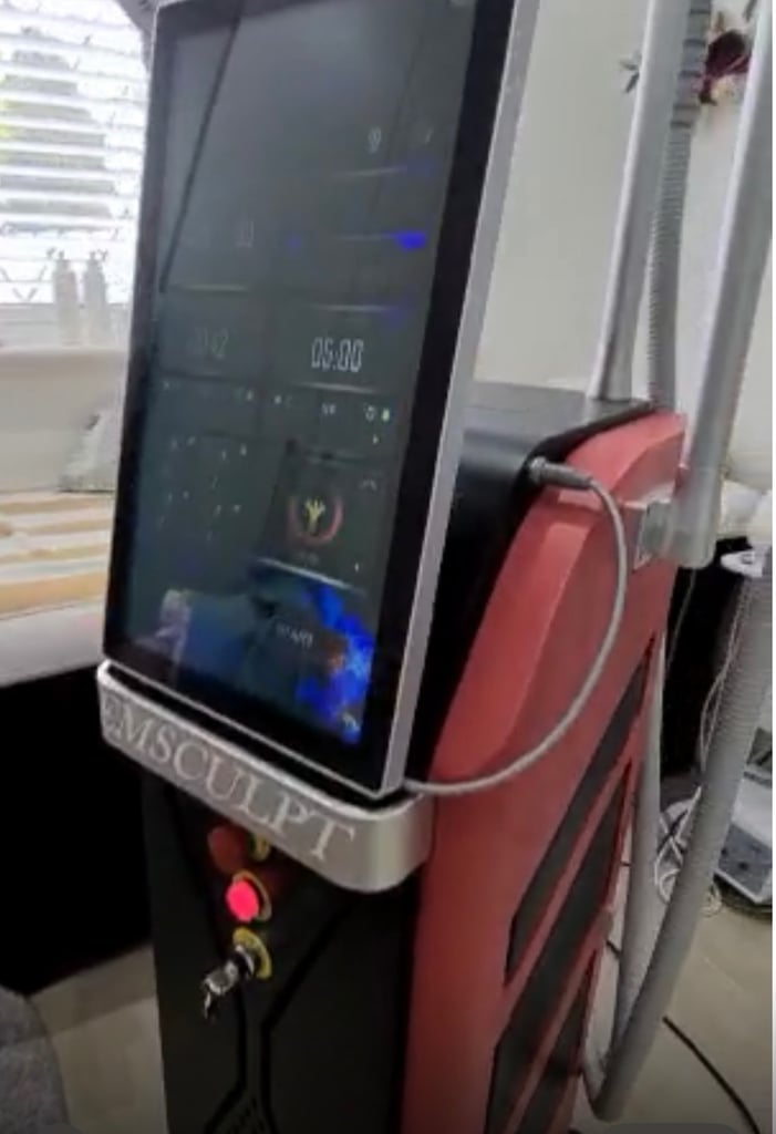 Emsculpt Body Machine