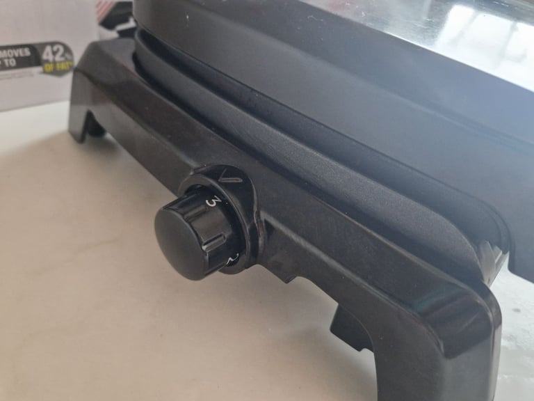 George Foreman Large Grill & Griddle Box Included