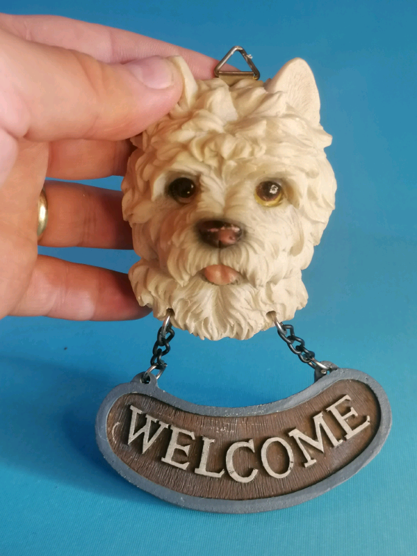 5,5 inch. (welcome). Dogs sculpture. 