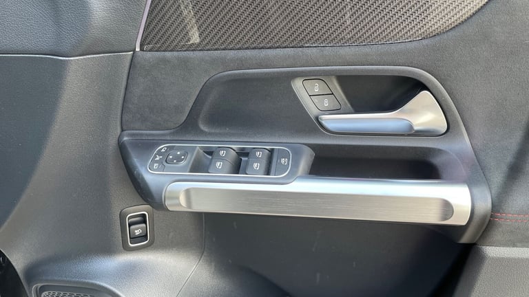 2024 Mercedes-Benz GLB GLB 200 AMG LN EXECUTVE M Estate Petrol Automatic