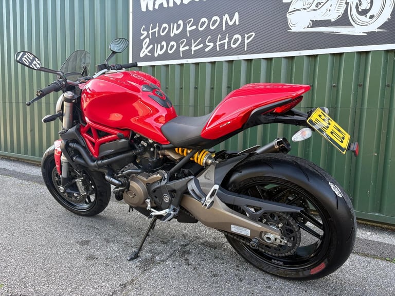 Ducati Monster 821 Red 2014 Termignoni Pipes only 6300 Miles 