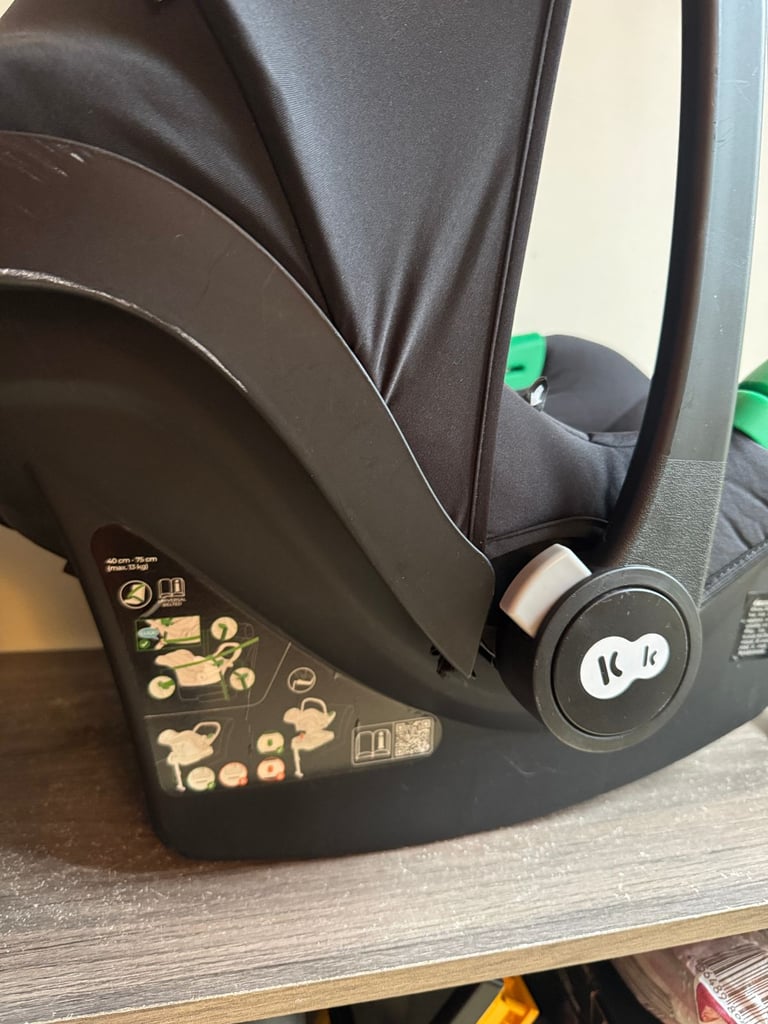 Kinderkraft Mink Pro i-Size Child Car Seat (40-75cm) up to 13kg Black