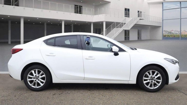 2015 Mazda Mazda3 2.0 SE-L Nav 4dr SALOON PETROL Manual