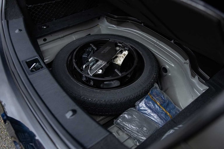 2010 Mercedes-Benz E Class E500 Sport 2dr Tip Auto COUPE Petrol Automatic