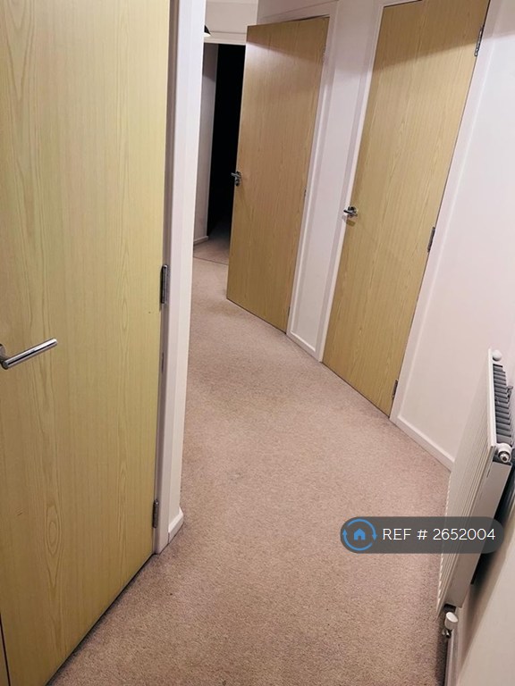 2 bedroom flat in Countess Way, Broughton, Milton Keynes, MK10 (2 bed) (#2652004)