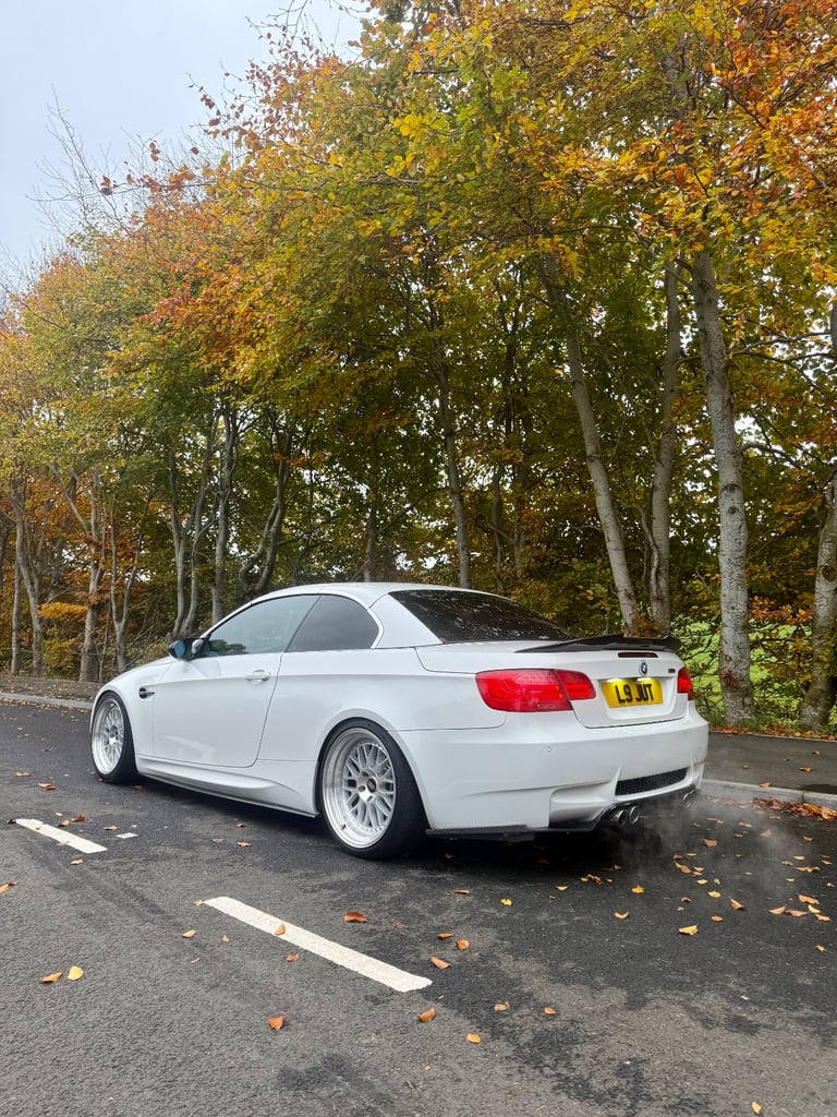 2010 BMW M3 DCT V8 E93 CONVERTIBLE ALPINE WHITE FOX RED