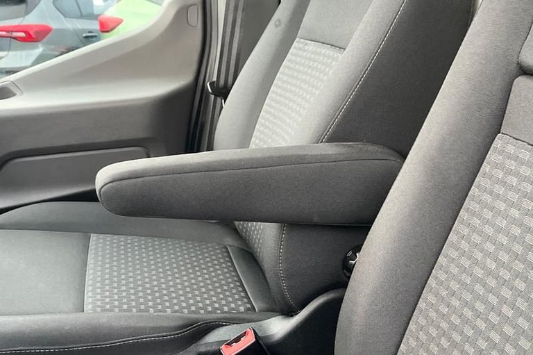 2025 Ford Transit 2.0 EcoBlue 170ps H2 Limited Van PANEL VAN DIESEL Manual