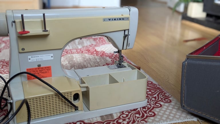 Viking Husqvarna Sewing Machine 