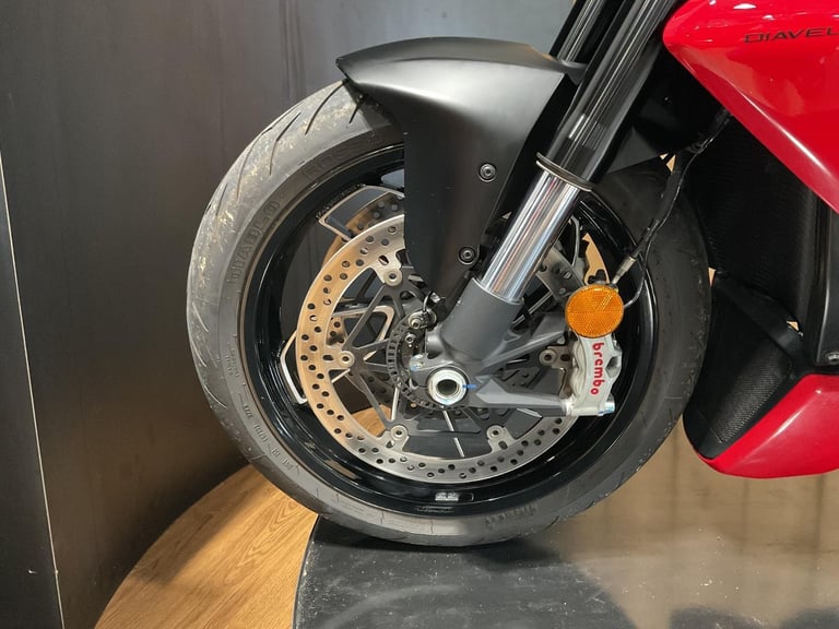 Ducati Diavel V4 TOURING 2024 just 3000 Miles! 1 Owner! FREE UK DELIVERY! Superb