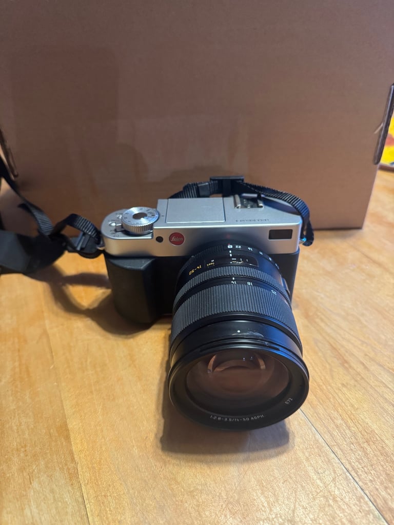 Leica Digilux 3 Camera