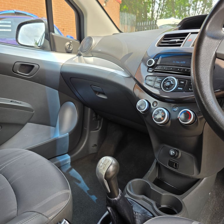 CHEVROLET SPARK 1.2 PETROL 80 BHP  LOW MILES 61K YEAR 2013 £35 ROAD TAX 12 MONTHS MOT HPI CLEAR!