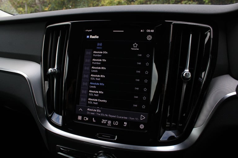 2025 Volvo V60 2.0 T6 18.8kWh Plus Auto AWD Euro 6 (s/s) 5dr ESTATE Petrol/Electric Hybrid Automatic
