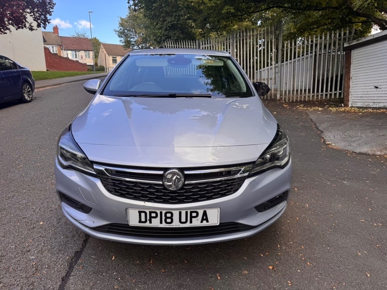 Vauxhall, ASTRA, SRI, Hatchback, 2018, Manual, 999 (cc), 5 doors